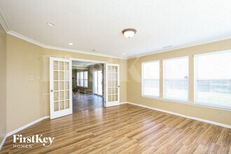 6623 Eagle Crossing Blvd in Brownsburg, IN - Building Photo - Building Photo