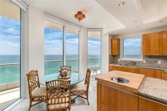 16051 Collins Ave, Unit Turnberry in Sunny Isles Beach, FL - Building Photo - Building Photo