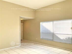 1242 Tuxford Dr in Brandon, FL - Building Photo - Building Photo