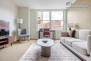 425 8th St NW in Washington, DC - Building Photo