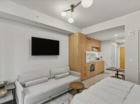 11 NE 6th St, Unit SI ID1373691P in Miami, FL - Building Photo