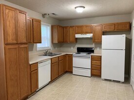 131 Primrose Ln in Lynchburg, VA - Building Photo