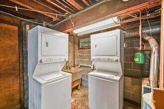 246 Sip Ave in Jersey City, NJ - Building Photo - Building Photo