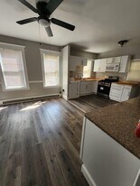 129 Congress Ave, Unit #1 in Waterbury, CT - Building Photo