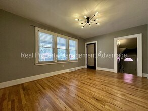 851 Gardendale St in Ferndale, MI - Building Photo - Building Photo