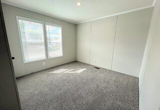 6550 S Kimberly Dr in Holly, MI - Building Photo - Building Photo