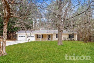 850 Rambling Rose Ct NW in Conyers, GA - Building Photo