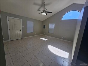 22 S Ridge Ln in San Juan, TX - Building Photo - Building Photo