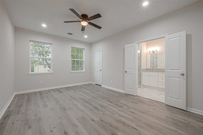 property at 2527 S Washington Ave