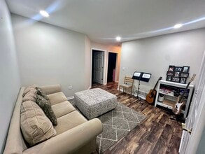 3169 Saganashkee Ln in Naperville, IL - Building Photo - Building Photo