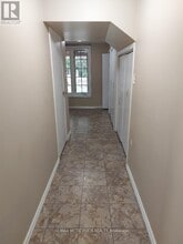 90 Beswick Dr in Newmarket, ON - Building Photo - Building Photo
