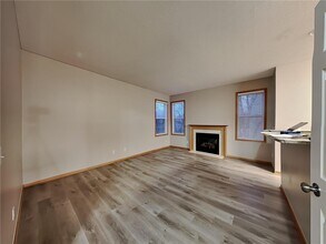 9049 Garland Ln N in Maple Grove, MN - Building Photo - Building Photo