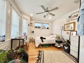 12 Fern St, Unit 1 in Boston, MA - Building Photo - Building Photo