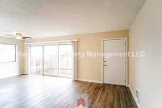 4310 S View Point Ter in Portland, OR - Building Photo - Building Photo