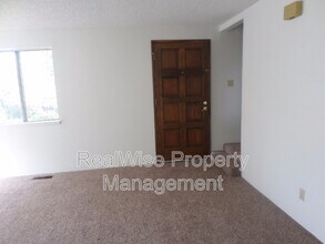 306 Catalina Dr in Ashland, OR - Building Photo - Building Photo