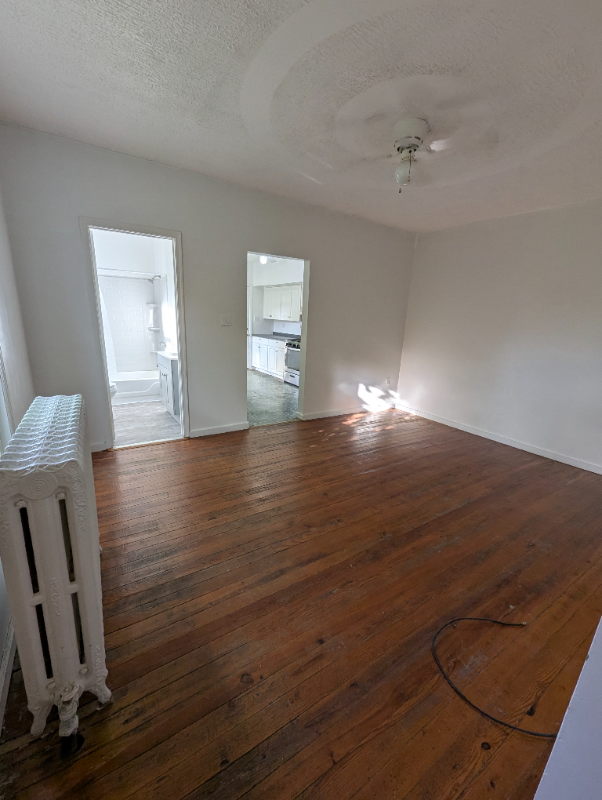 34 Mc Culloh St in Frostburg, MD - Building Photo - Building Photo