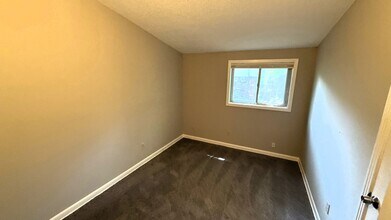 4931 Cloister Ave in Memphis, TN - Building Photo - Building Photo