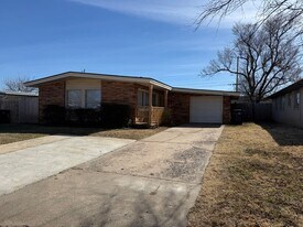 2820 SW 65th St in Oklahoma City, OK - Building Photo