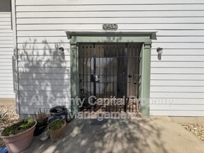 3432 Willowrun Dr in Austin, TX - Foto de edificio - Building Photo