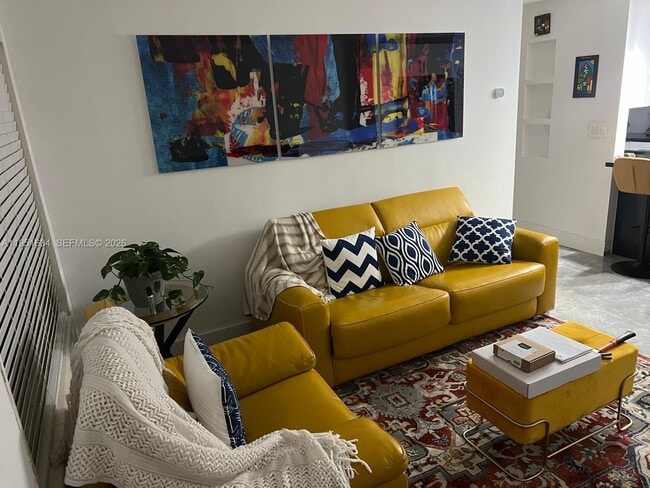 5620 SW 38th St in Davie, FL - Building Photo - Building Photo