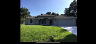 2147 Vancouver Ln in North Port, FL - Building Photo