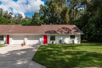 711 SE 28th Pl in Ocala, FL - Building Photo - Building Photo