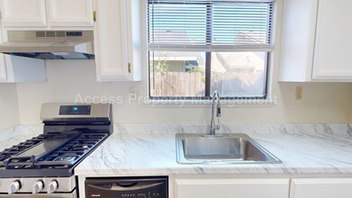 1535 Springville Way in Turlock, CA - Building Photo - Building Photo