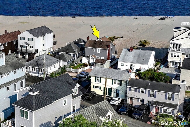 25 Milford Point Rd in Milford, CT - Building Photo - Building Photo