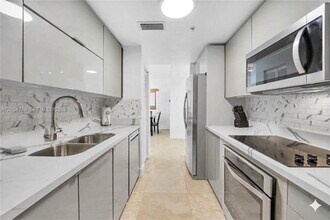 500 NE 29th St, Unit 604 in Miami, FL - Building Photo - Building Photo