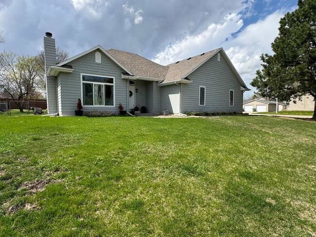 1217 Idaho Ave in Ames, IA - Building Photo - Building Photo