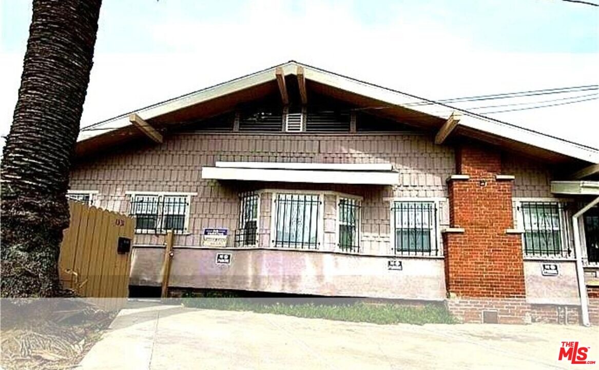 1331 Atlantic Ave in Long Beach, CA - Building Photo