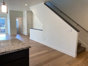 6996 S Brookhill Dr in Cottonwood Heights, UT - Building Photo - Building Photo