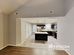 4010 Sharon Woods Dr in Powder Springs, GA - Building Photo - Building Photo