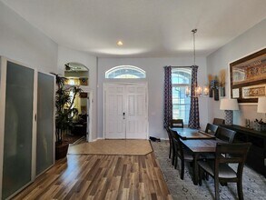 2528 Yukon Cliff Dr in Ruskin, FL - Building Photo - Building Photo