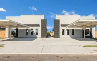 909 W 13th St, Unit 2 in San Juan, TX - Building Photo