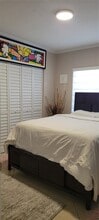 6021 SW 62nd Pl in South Miami, FL - Building Photo - Building Photo