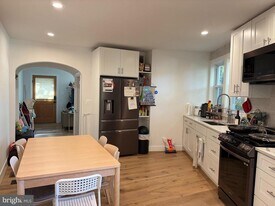 2211 Observatory Pl NW in Washington, DC - Building Photo