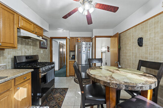 609 Linden Ave in Bellwood, IL - Building Photo - Building Photo
