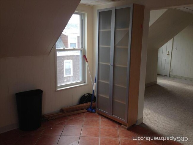 53 Cedar St, Unit 1A in Cambridge, MA - Building Photo - Building Photo