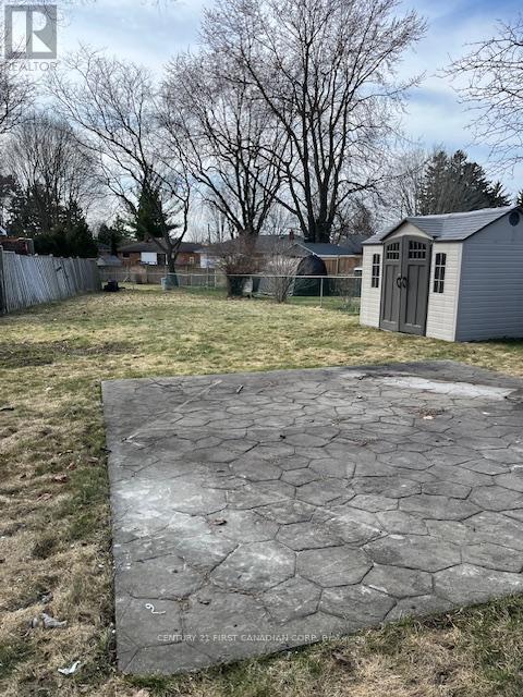 305 Hudson Dr in London, ON - Building Photo - Building Photo
