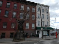 561 Clinton St in Brooklyn, NY - Foto de edificio - Building Photo