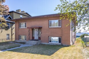 4708 Stanley Rd SW in Calgary, AB - Building Photo