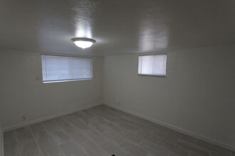 1801 N East St in Flagstaff, AZ - Building Photo - Building Photo