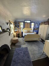 302 E Vince St in Ventura, CA - Building Photo - Building Photo