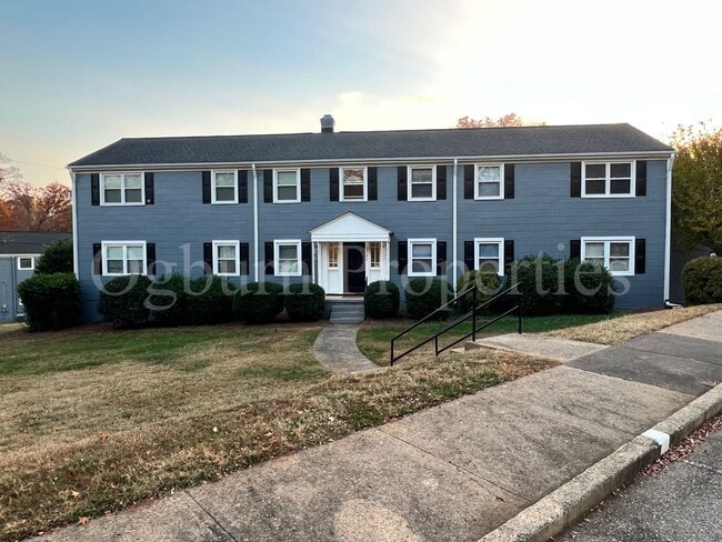 property at 2506 Miller Park Cir