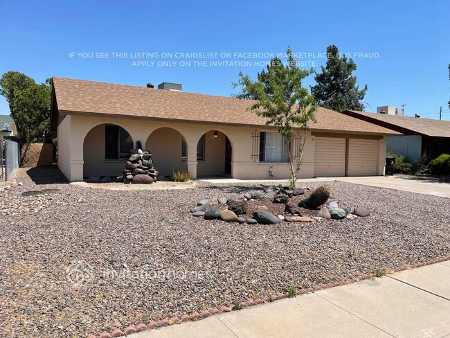 property at 4332 W Desert Cove Ave