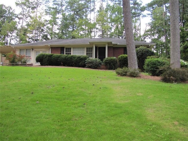 3490 Sexton Woods Dr