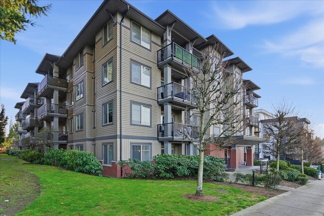 property at 33898 Pine St