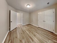 404 Flaherty Ave photo'