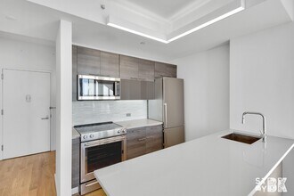 172 Montague St in Brooklyn, NY - Building Photo - Building Photo